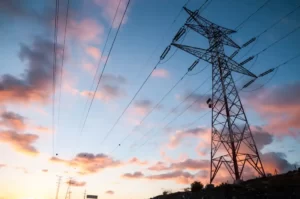 برنامه ریزی متنوع برای تامین برق صنایع در تابستان